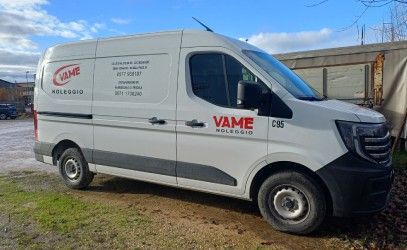 Noleggio Nissan NV300